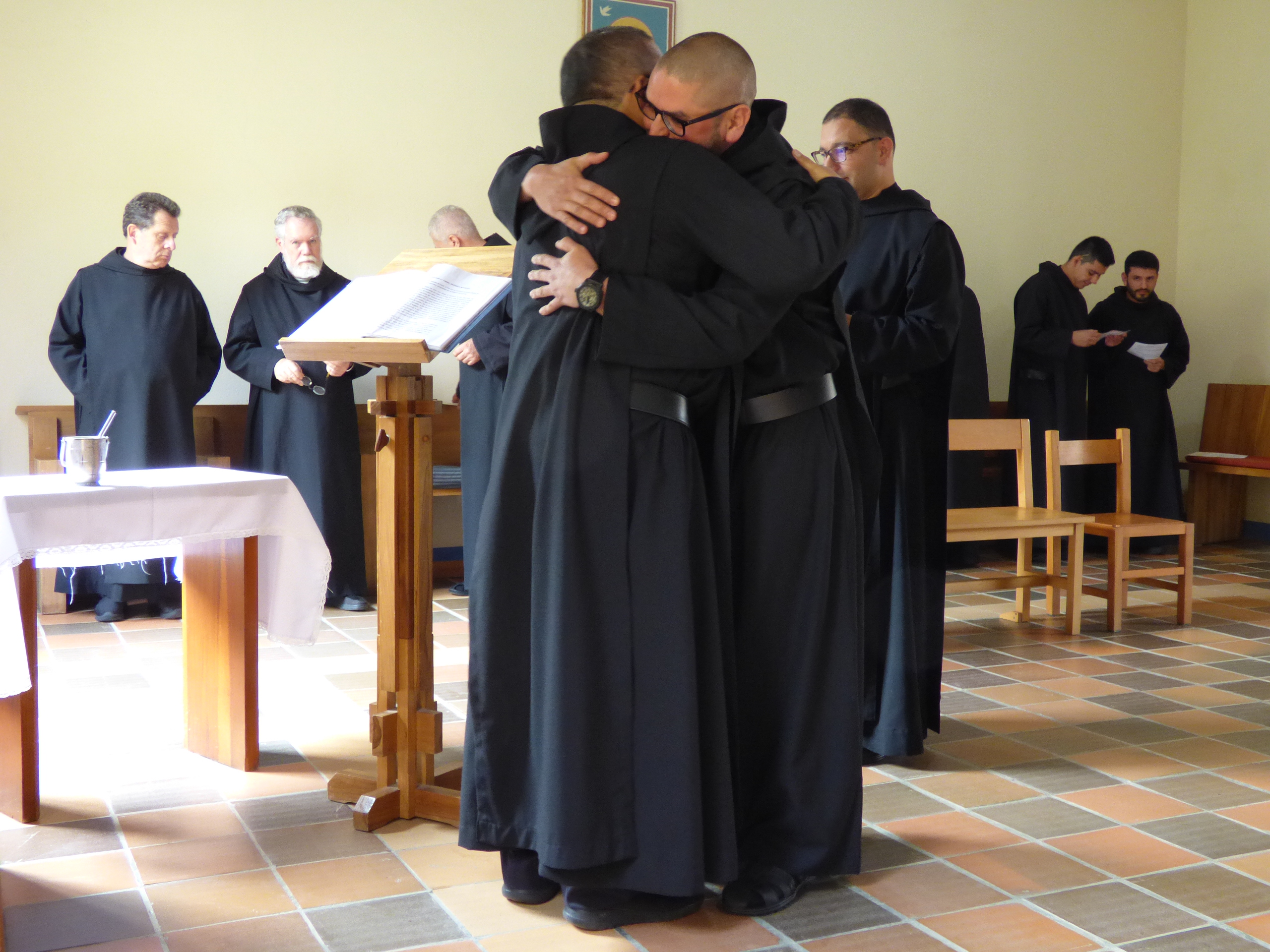 Monje en acompañamiento vocacional